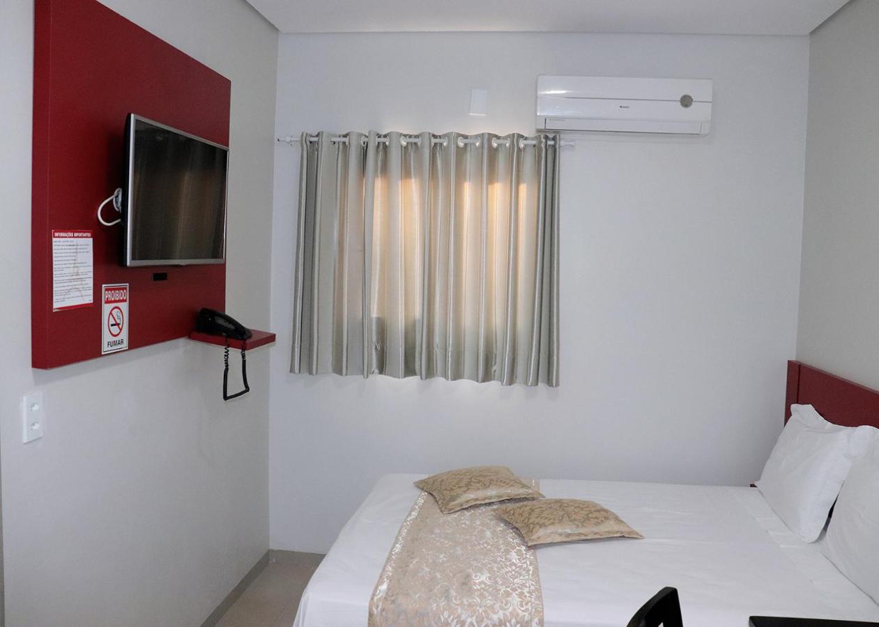 Paris Hotel 巴雷拉斯 外观 照片