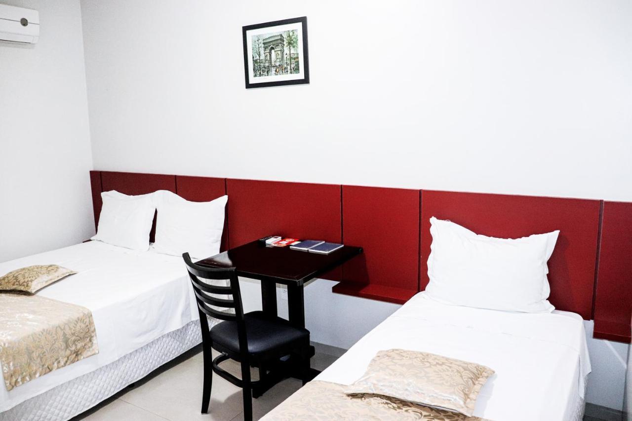Paris Hotel 巴雷拉斯 外观 照片