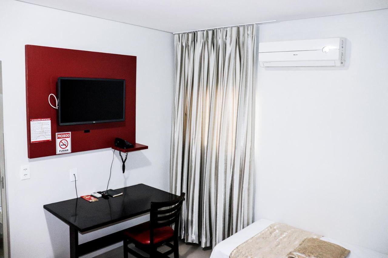 Paris Hotel 巴雷拉斯 外观 照片